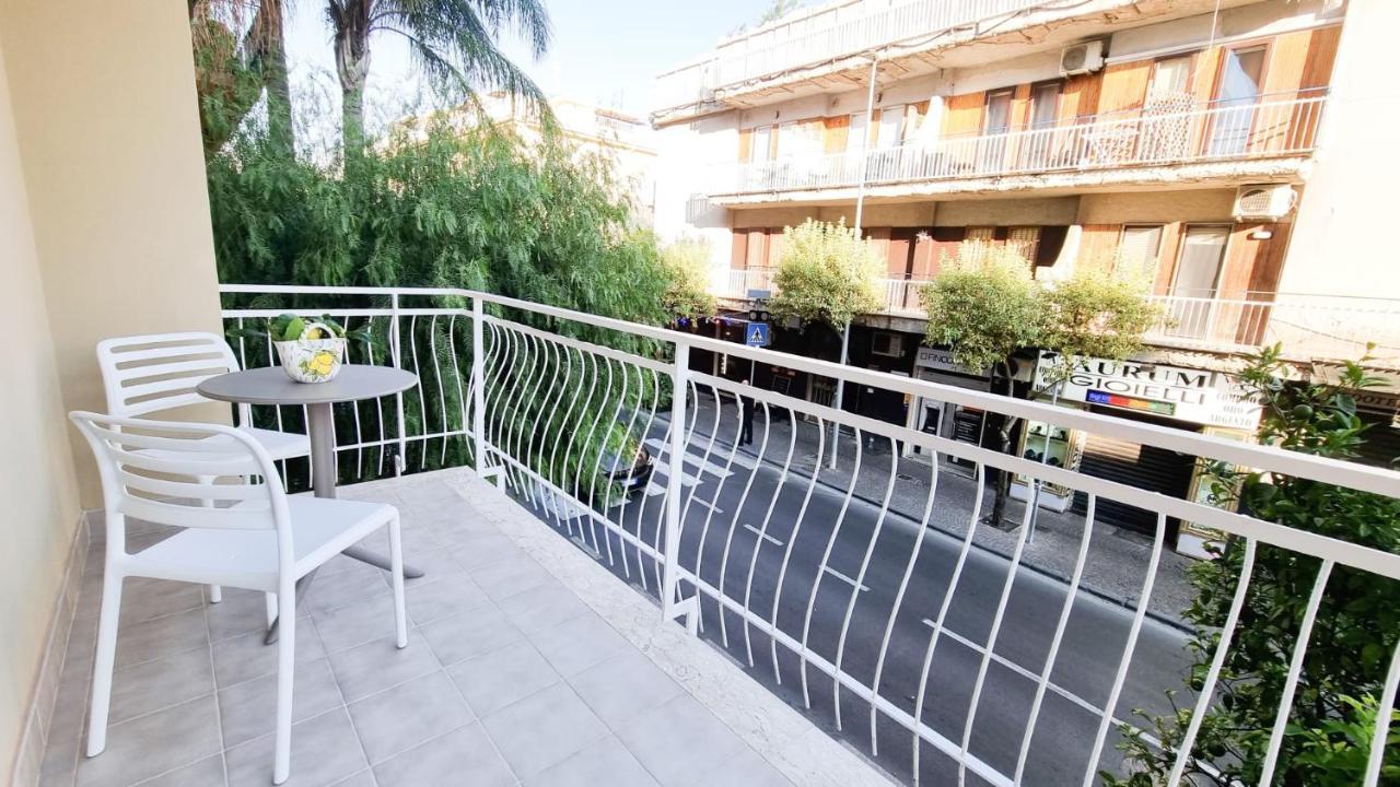 Palazzo Mauro Sorrento Luxury Rooms Exteriör bild
