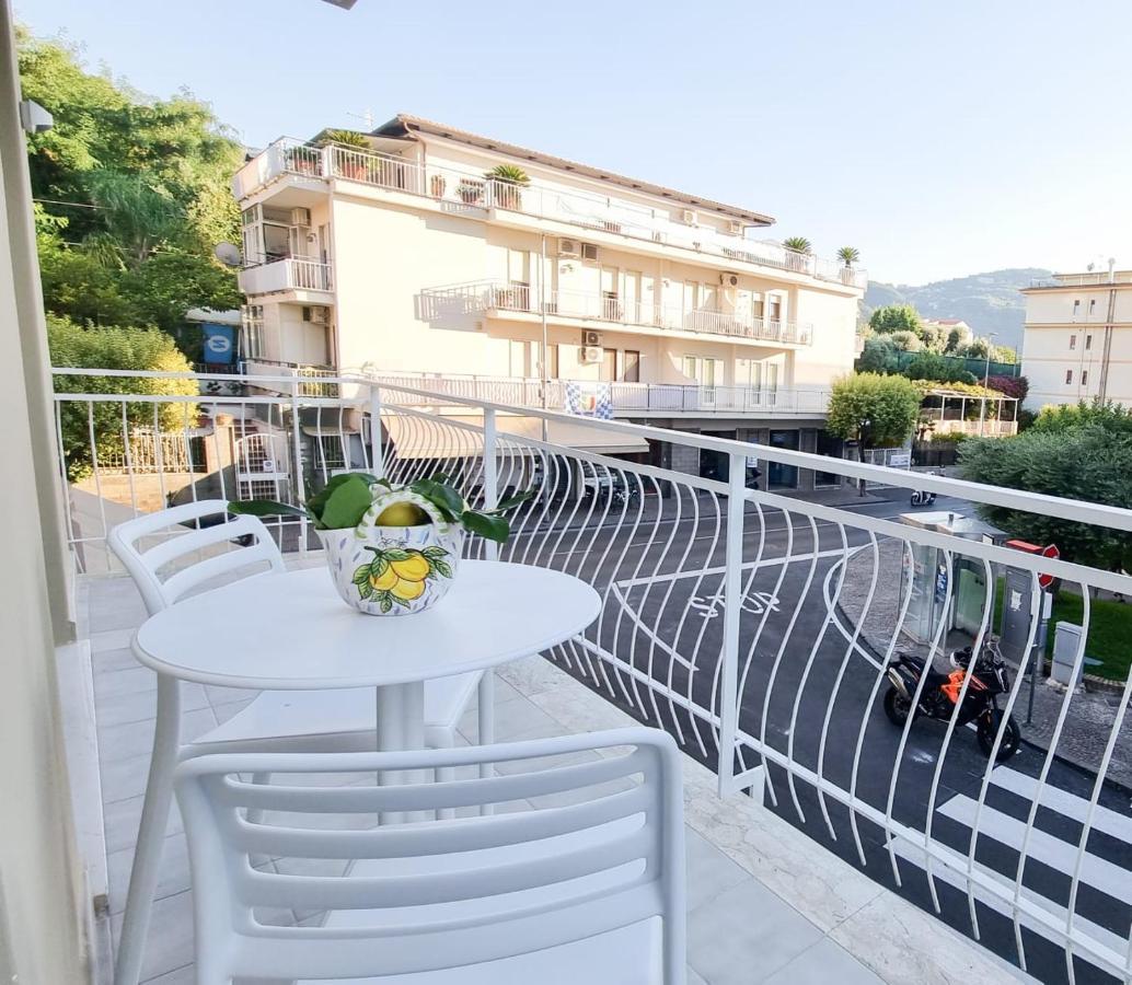 Palazzo Mauro Sorrento Luxury Rooms Exteriör bild