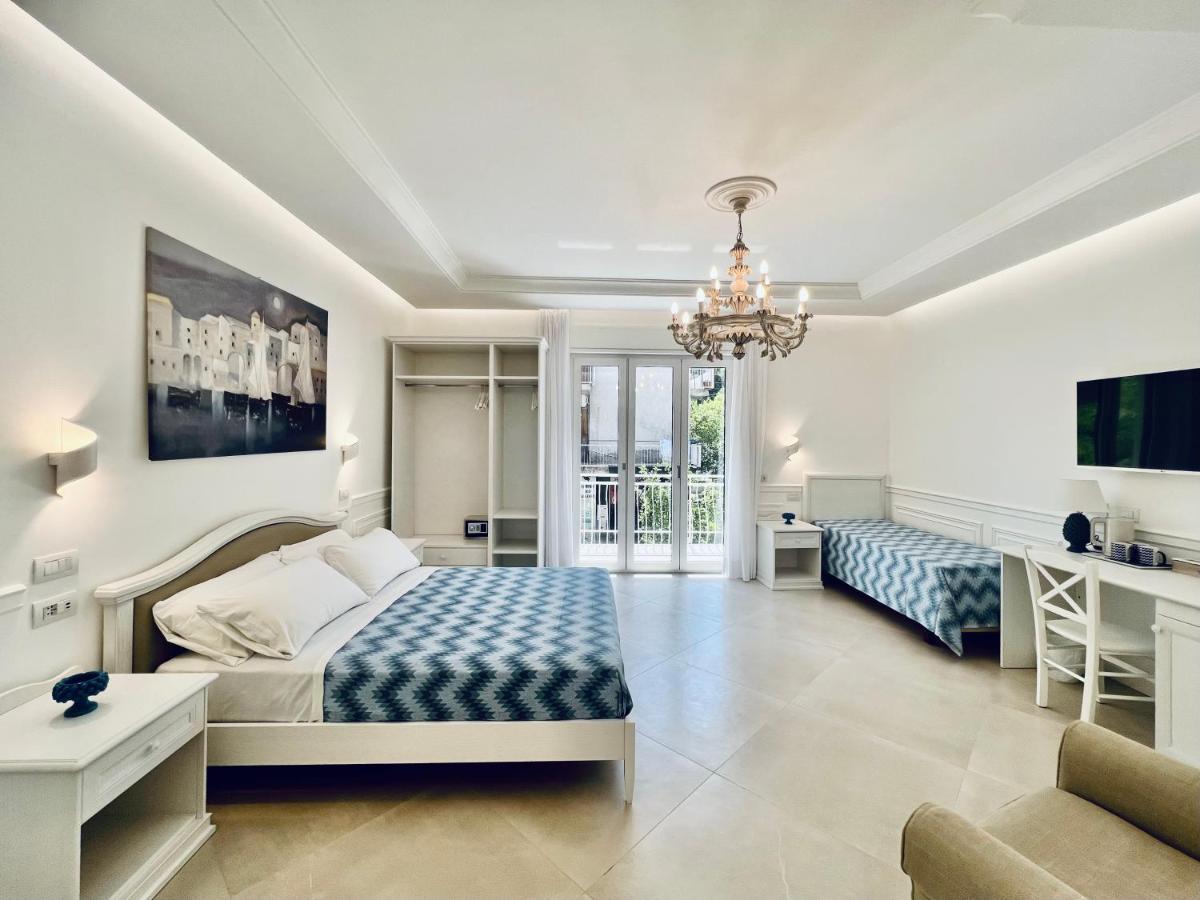 Palazzo Mauro Sorrento Luxury Rooms Exteriör bild